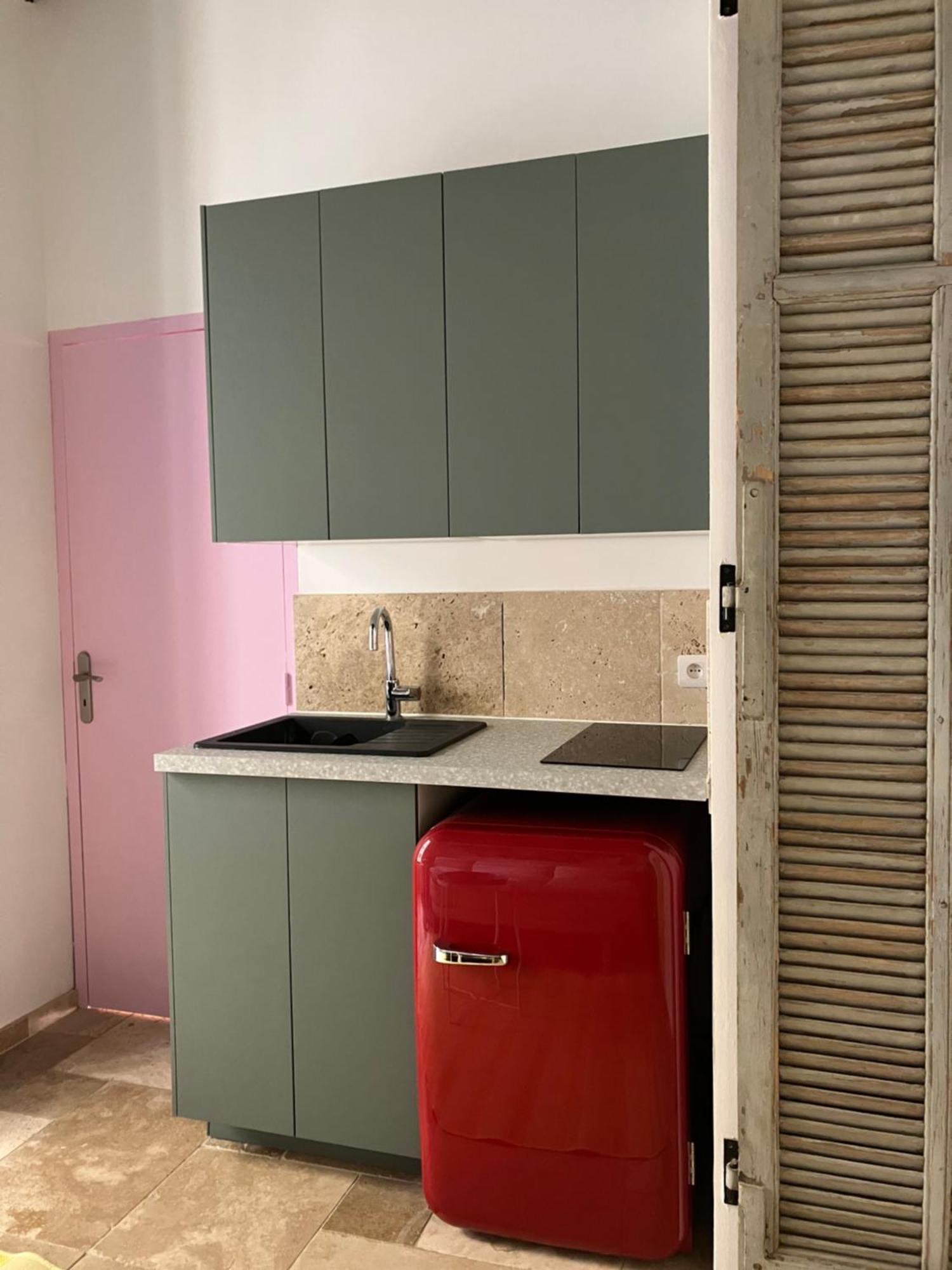 Pop'Arles Apartment Bagian luar foto